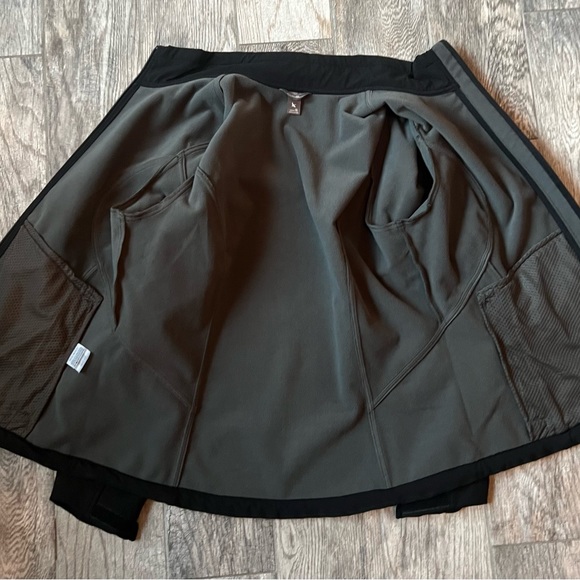 Like new Eddie Bauer xl nylon insulated drawstring waist option JACKET - Picture 10 of 15